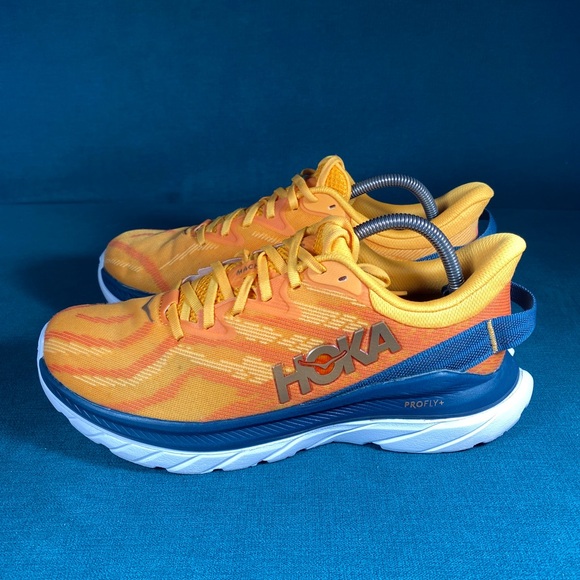 Hoka Other - Size 9 - Men’s Hoka One Mach Supersonic Orange shoes